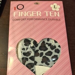 Women's Black and White Leopard Print Gloves